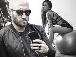 Ultimele știri despre mihai bendeac şi roxana vancea. Mihai Bendeac DeclaraÅ£ie IncredibilÄƒ Pentru Roxana Vancea Kfetele