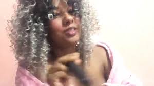 Waxing her pussy with oneblade | xHamster