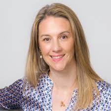 Lara Bernard's Instagram, Twitter & Facebook