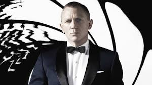 Maybe you would like to learn more about one of these? Daniel Craig Bedankt Sich Geruhrt Und Betrunken Bei Bond Crew