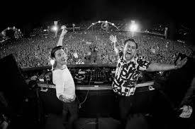 Compra la música de sebastian ingrosso en vinilo, cd u otros formatos en el mercado online de discogs. Axwell L Ingrosso Thank Fans Make A Dig At Dvlm Video T H E Music Essentials
