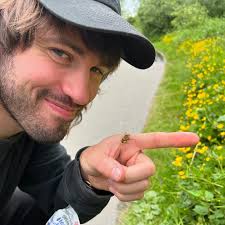 one of my favorite things about being a human is how we can interact and  care for other animals. this bee for instance looked like it was tired so i  stuck my