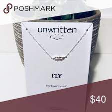 Unwritten Fly Necklace Necklace Unwritten Leaf Pendant