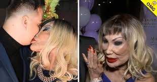 Y es que según relató el cantante, todo comenzó cuando la vedette lo invitó a acompañarlo a una alfombra roja. Lyn May Le Baja Los Pantalones A Su Novio Para Checar La Mercancia