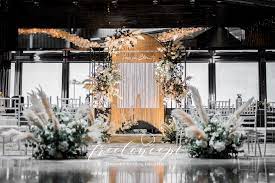Luxury Wedding Decoration Golden Arch Floral Arrangement Transparent Design Pampa Grass In 2021 Luxury Wedding Decor Wedding Decorations Luxury Wedding