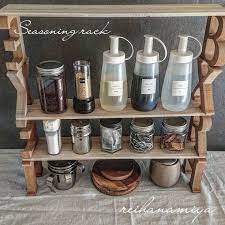 積み重ねるだけでok 100均diy 100均アルファベットで即出来 調味料ラック by花宮令 レタスクラブ 調味料 ラック 100均 diy インテリア 収納