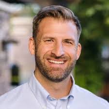 Derek Gerdes's Instagram, Twitter & Facebook