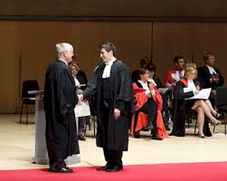 Un hispano, tres generaciones y una firma de abogados de 50 años