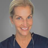 Claudia Link's Instagram, Twitter & Facebook