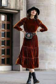 37 Casual Boho Style For Winter Work Outfits Outfits For Work Kleidung Samtkleid Outfit