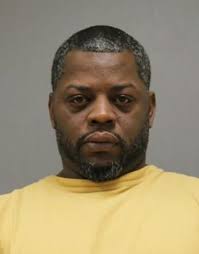 Can you help locate Ezell Smith? Contact us at (920) 432-7867, 432stop.com,  or through the "P3" app