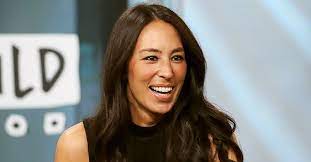 Joanna Gaines Shows Natural Volume Of Her Hair And Reveals How Long It Takes Her To Fix It