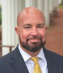Hiram College announces alumnus Adam Hickman as 2024 commencement speaker