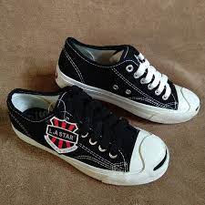 L A Star Original Rubber Shoes Women S Fashion Footwear Sneakers On Carousell