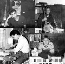 Гордое имя металлиста в ссср носил любой человек, ходивший с длинным хаером, в косухе, цепях, заклёпках и предположительно слушавший металл. Hevi Metal I Rok V Kazahstane