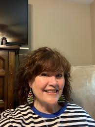 Hi all! I just wanted to introduce myself and share a photo. Im a retired  71 yr. old mother of 6 amazing children and 12 grandchildren. I am excited  to start this