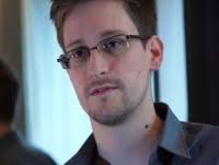 Gde Sejchas Nahoditsya Edvard Snouden I Chto S Nim Budet Dalshe Vopros Otvet Argumenty I Fakty