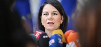 Alman Dışişleri Bakanı Baerbock'tan Kiev'e destek ziyareti