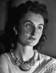 Princess Durru Shehvar, Wife of Azam ...