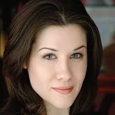 Heather Curran's Instagram, Twitter & Facebook