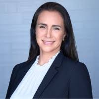 Melanie Shrader's Instagram, Twitter & Facebook