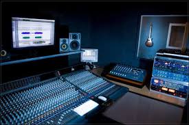 Berikut adalah beberapa gambar gitar yang sudah dia edit sehingga menghasilkan gambar animasi yang cukup keren menurut saya palling tidak. Music Studio Background Images Hd
