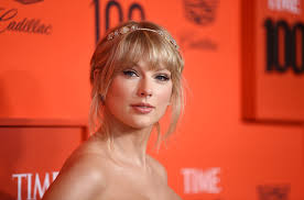 Taylor swift — love story 03:56 taylor swift — bad blood 03:32 taylor swift — i knew you were trouble. Taylor Swift S Love Story Re Recording Revs Up Streamers Billboard