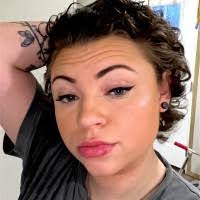 Brianna Chambers's Instagram, Twitter & Facebook