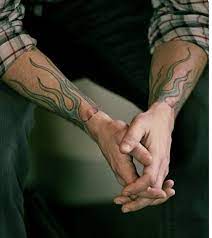 Pin By Katarina Yakimenko On Lp Chester Bennington Tattoo Linkin Park Chester Flame Tattoos