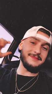 Logan Chavez (@loganchavez1)