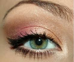 Pink Brown Smokey Eye Inspiration For My Wnw I M Getting Sunburned Trio Eye Makeup Makeup Neutral Eye Makeup