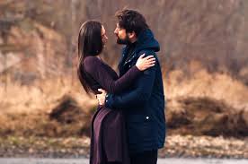 Alp navruz ve ceren yılmaz. Zumruduanka Nin Ilk Bolumunde Neler Yasandi