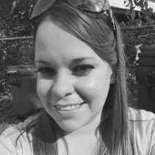 Leslie Settle (lilshorty2888)