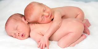 Nov 19, 2020 · selain perencanaan yang matang, biasanya pasangan suami istri juga akan sangat antusias mencari nama untuk calon bayi kembar mereka. Nama Bayi Laki Laki Islam Kembar Beserta Artinya Bisa Jadi Inspirasi Orang Tua Merdeka Com