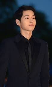 Find the perfect song joong ki stock photos and editorial news pictures from getty images. Real Personality Of Song Joong Ki He Is A Smart And Earnest Man