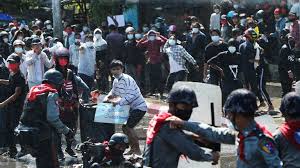 The police defecting as a new civil war looms in myanmar. Myanmar Coup Warning Shots Fired And Dozens Arrested As Protesters Defy Military Ban On Gatherings World News Sky News