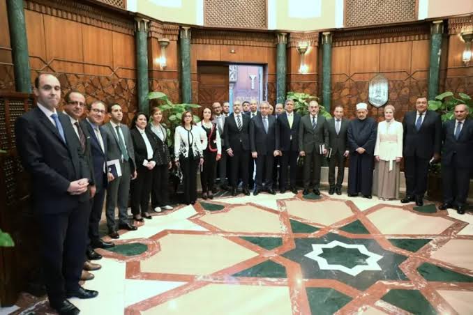 شيخ الأزهر يستقبل سفراء مصر الجدد في 48 دولة .. ويؤكد: الأزهر أحد أبرز روافد القوة الناعمة المصرية وعليكم تعظيم الاستفادة من رسالته | تقارير ومتابعات | النهار