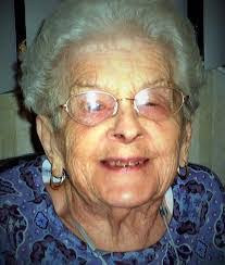 Eva Lapierre's Instagram, Twitter & Facebook