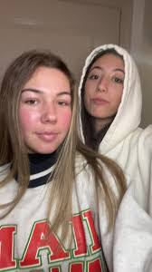 Emily Abramson's Instagram, Twitter & Facebook