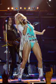 Born july 20, 1988, julianne hough is an american professional country music singer, ballroom dancer, and television celebrity. Julianne Hough Rock Outfit From Rock Of Ages Rock Outfits Boho Chic Outfits Chic Outfits