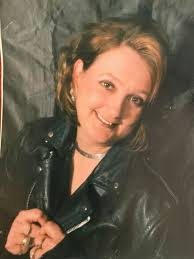 Mona Cook's Instagram, Twitter & Facebook