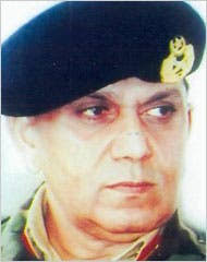 Maneuvering Before Vote in Pakistan