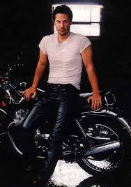 Ancak başına gelen kimi olaylar onu bir kez daha. Keanu Reeves