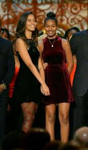 In recent interviews, michelle obama has revealed that when it comes to quarantine fatigue, her family—particularly her daughters—are no exception. The First Daughters Sasha And Malia Obama Sasha Obama Obama Daughter Malia And Sasha