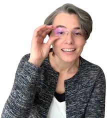 Dr. sanda-Maria Avram