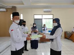 Data nominatif dan formasi guru ( klik untuk download) 4. 10 Guru Pns Kemenag Kab Temanggung Terima Sk Mutasi Kantor Wilayah Kementerian Agama Provinsi Jawa Tengah