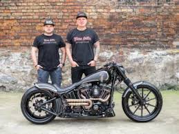 Harley Softail Slim A Piece Of Art Nr 1 By Bundnerbike Dark Kustom Custombikes Harley Davidson Night Rod Harley Davidson Harley Davidson Baggers