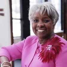 I remember being a freshman in college and being so unsure of who I was,  what I wanted out of my major and most importantly, figuring out what my  'why' was. |