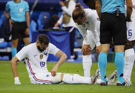 Karim benzema est contraint de sortir sur blessure suite à un problème musculaire survenu à sa cuisse droite lors du dernier match de préparation avant vers un forfait de karim benzema pour l'euro ? Ao7esy3t3upnnm