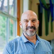 Laura Edling's Instagram, Twitter & Facebook